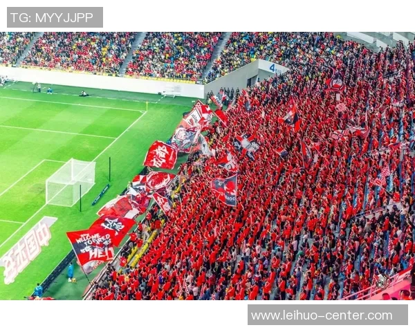 本菲卡大胜拜仁四球神扑引发争议判罚全场沸腾