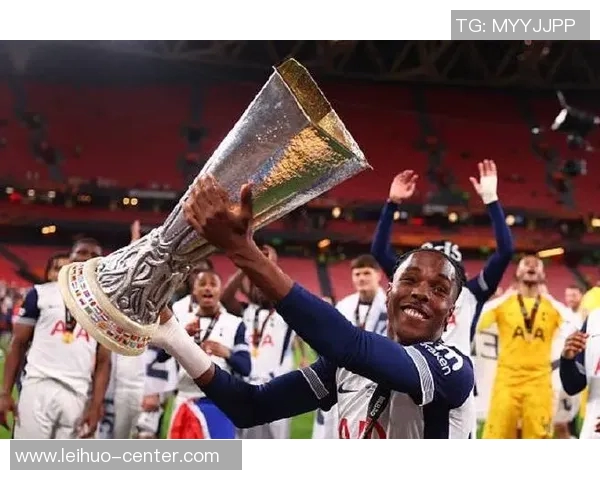 热刺在世界杯中以6比2大胜波尔图补时进球点燃全场激情